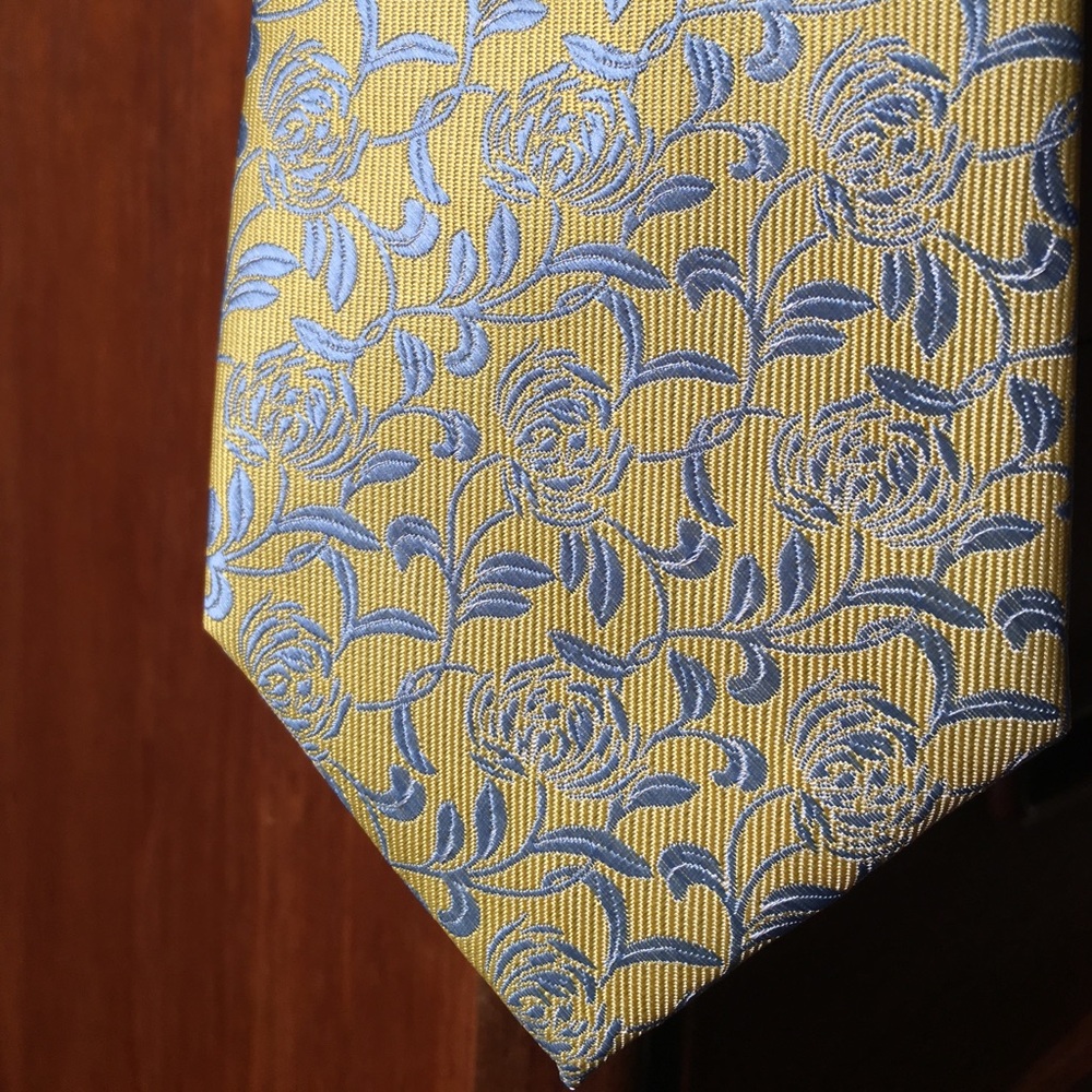 Men’s tie